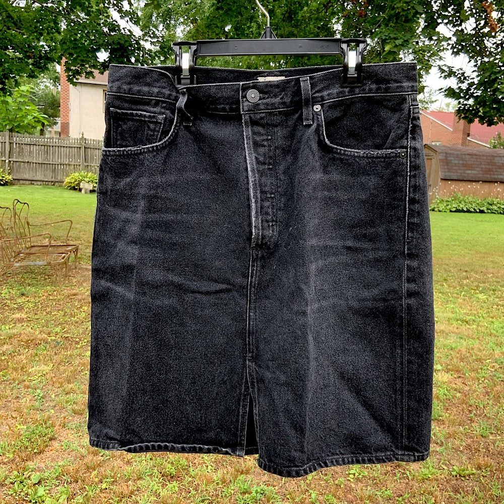 Citizens of humanity black denim skirt size 32